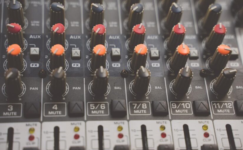 DJ Software: En Rejse Gennem Musikverdenens Udvikling